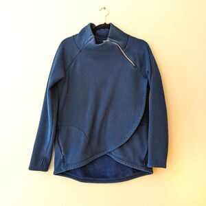 Athleta Kozy Karma ASYM Pullover Sweatshirt